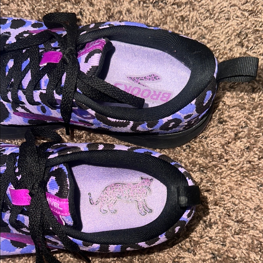 Brooks revel 5.0 Women's Purple Leopard Running Walking Athletic Shoes - Picture 3 of 6